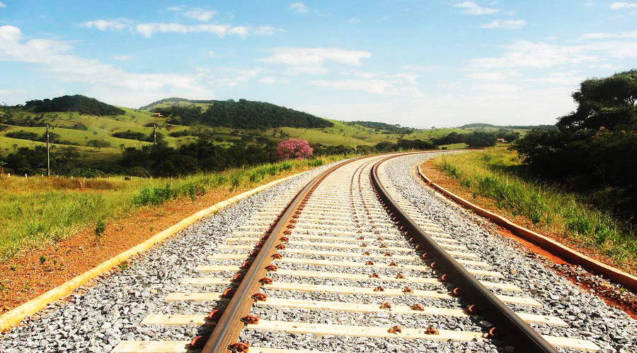 With the new railroad, the cost of transporting MS grains to the port of Paranaguá could drop by 30%, according to experts